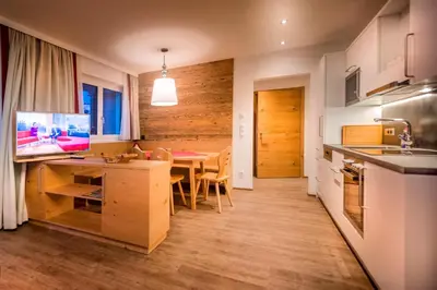 Küche/Küchenzeile in der Unterkunft Appartements Die Rifflerin