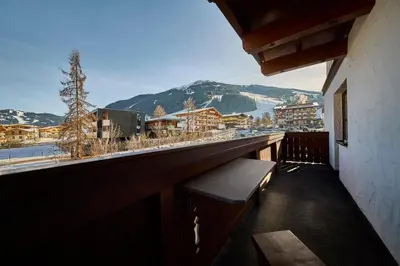 Ein allgemeiner Bergblick oder ein Berglick von der Ferienwohnung aus
