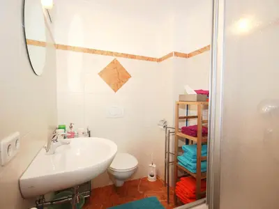 Ein Badezimmer in der Unterkunft Apartment Anita-4 by Interhome