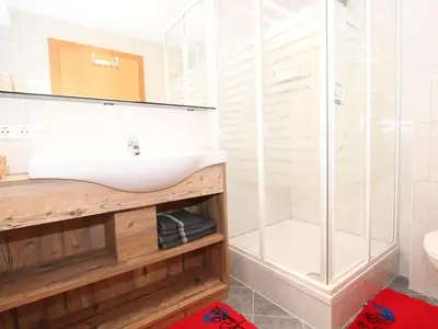 Ein Badezimmer in der Unterkunft Apartment Schweiberer-1 by Interhome