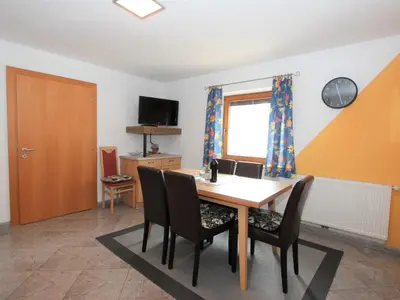 TV/Unterhaltungsangebot in der Unterkunft Apartment Schweiberer-2 by Interhome