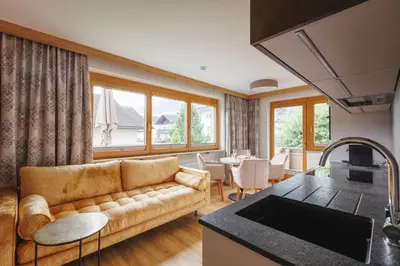 Ein Sitzbereich in der Unterkunft hin&weg das Aparthotel