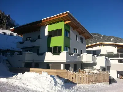 Ein allgemeiner Bergblick oder ein Berglick von der Ferienwohnung aus