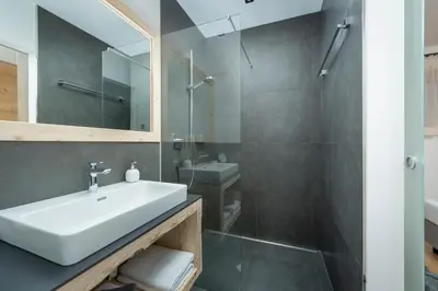 Ein Badezimmer in der Unterkunft Stoaberg Lodge