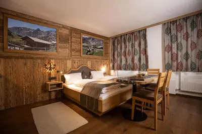 Ein Bett oder Betten in einem Zimmer der Unterkunft Denggalahof