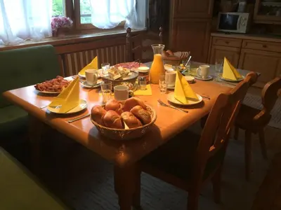 Essen in der Ferienwohnung oder in der Nähe