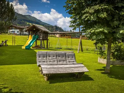 Ein Garten an der Unterkunft Holiday Home Erlachhof by Interhome