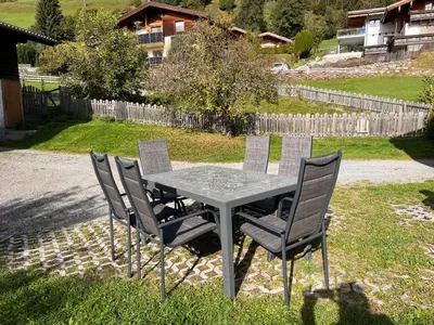 Ein Garten an der Unterkunft Apartment Bauernhof Gasteg - M by Interhome