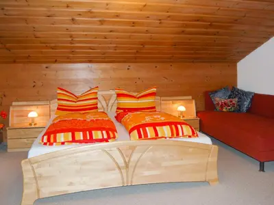 Ein Bett oder Betten in einem Zimmer der Unterkunft Apartment Entalhof by Interhome