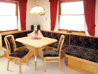 Ein Sitzbereich in der Unterkunft Apartment Wildauer by Interhome