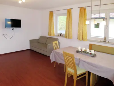 TV/Unterhaltungsangebot in der Unterkunft Apartment Huber-2 by Interhome