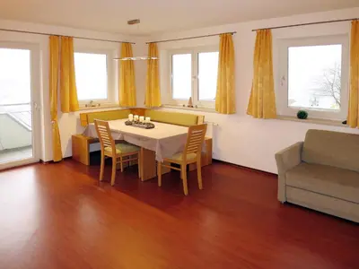 Ein Sitzbereich in der Unterkunft Apartment Huber-3 by Interhome