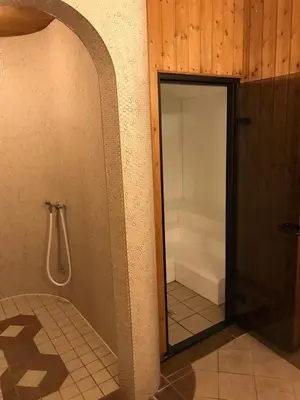 Ein Badezimmer in der Unterkunft Hotel Hauserwirt