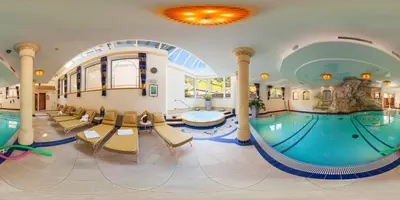 Der Swimmingpool an oder in der Nähe von Hotel Platzer Superior