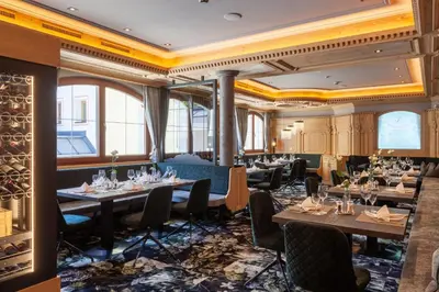Ein Sitzbereich in der Unterkunft Hotel Platzer Superior