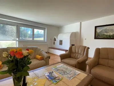 Ein Sitzbereich in der Unterkunft Holiday Home Anger by Interhome