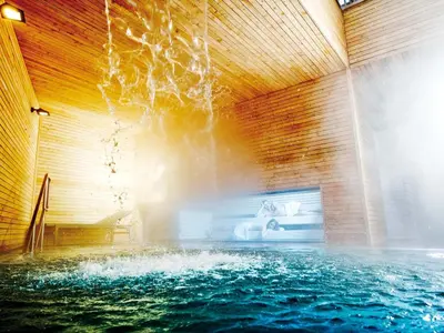 Der Swimmingpool an oder in der Nähe von Luxury All Inclusive Resort Schwarzbrunn - 4 Stars Superior