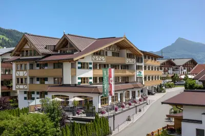 Ein allgemeiner Bergblick oder ein Berglick von des Hotels aus