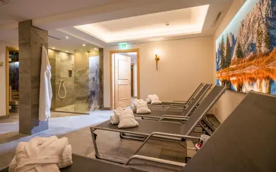 Ein Badezimmer in der Unterkunft Alpen Glück Hotel Kirchberger Hof