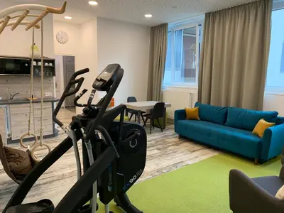 Das Fitnesscenter und/oder die Fitnesseinrichtungen in der Unterkunft Aparthotel Backstage