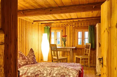 Ein Bett oder Betten in einem Zimmer der Unterkunft Noba Hof