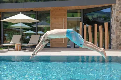 Der Swimmingpool an oder in der Nähe von Rosentalerhof Hotel & Appartements