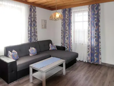 Ein Sitzbereich in der Unterkunft Apartment Stainer by Interhome