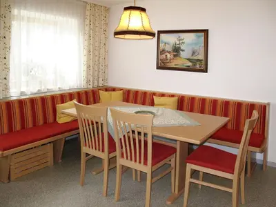 Ein Sitzbereich in der Unterkunft Apartment Vorreiter-2 by Interhome