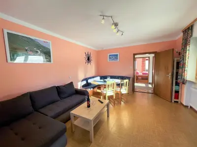 Ein Sitzbereich in der Unterkunft Apartment Roggenboden-1 by Interhome