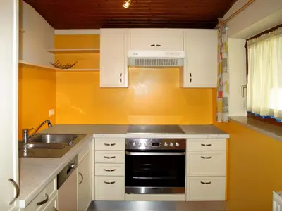 Küche/Küchenzeile in der Unterkunft Holiday Home Hexenhäusl by Interhome