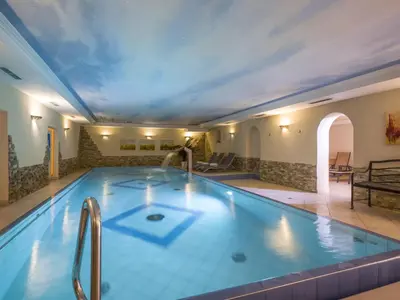 Der Swimmingpool an oder in der Nähe von Apartment Lechners Wohnwelt-1 by Interhome