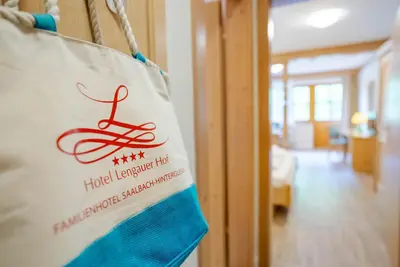 Ein Zertifikat, Auszeichnung, Logo oder anderes Dokument, das in der Unterkunft Familienhotel Lengauer Hof ausgestellt ist