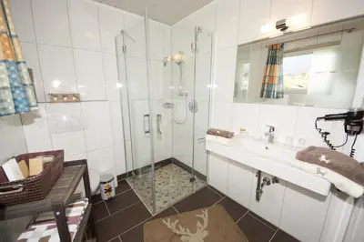 Ein Badezimmer in der Unterkunft Pension Alexandra