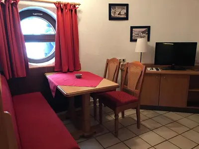TV/Unterhaltungsangebot in der Unterkunft Appartements Kröll, Joker Card in summer included!