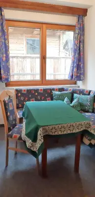 Ein Sitzbereich in der Unterkunft Pension Wassererhof