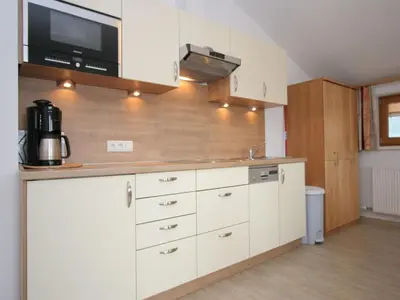 Küche/Küchenzeile in der Unterkunft Spacious Apartment in Uderns near Ski Area