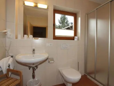 Ein Badezimmer in der Unterkunft Stylish Flats in Uderns near Ski Lifts