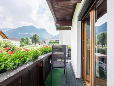 Ein allgemeiner Bergblick oder ein Berglick von der Ferienwohnung aus
