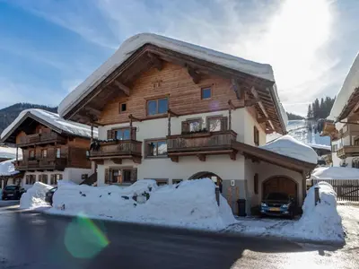 Das Gebäude in dem sich das Chalet befindet