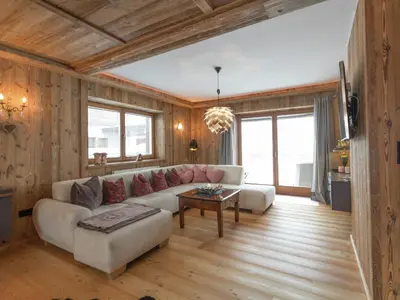 Ein Sitzbereich in der Unterkunft Chalet in Ellmau near Ski Lift