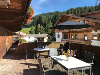 Ein allgemeiner Bergblick oder ein Berglick von der Ferienwohnung aus