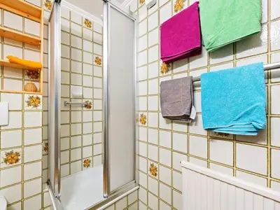 Ein Badezimmer in der Unterkunft Apartment in Saalbach-Hinterglemm near Ski Area