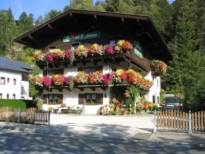Das Gebäude in dem sich die Ferienwohnung befindet