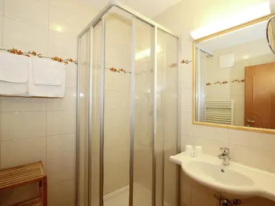 Ein Badezimmer in der Unterkunft Apartment in Kaltenbach near Ski Lift