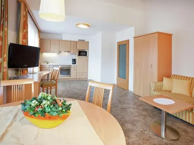 Küche/Küchenzeile in der Unterkunft Apartment in Kaltenbach near Ski Lift