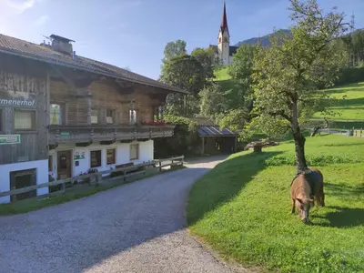 Ein Garten an der Unterkunft Wermenerhof