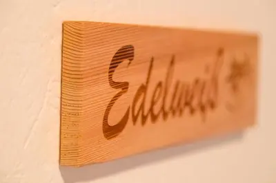 Ein Zertifikat, Auszeichnung, Logo oder anderes Dokument, das in der Unterkunft Wermenerhof ausgestellt ist