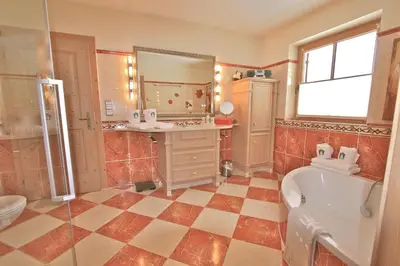 Ein Badezimmer in der Unterkunft Bergkristall