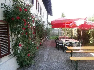 Ein Restaurant oder anderes Speiselokal in der Unterkunft Landgasthof Oberlander
