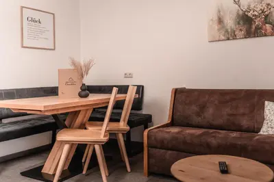 Ein Sitzbereich in der Unterkunft Appartements Kendler